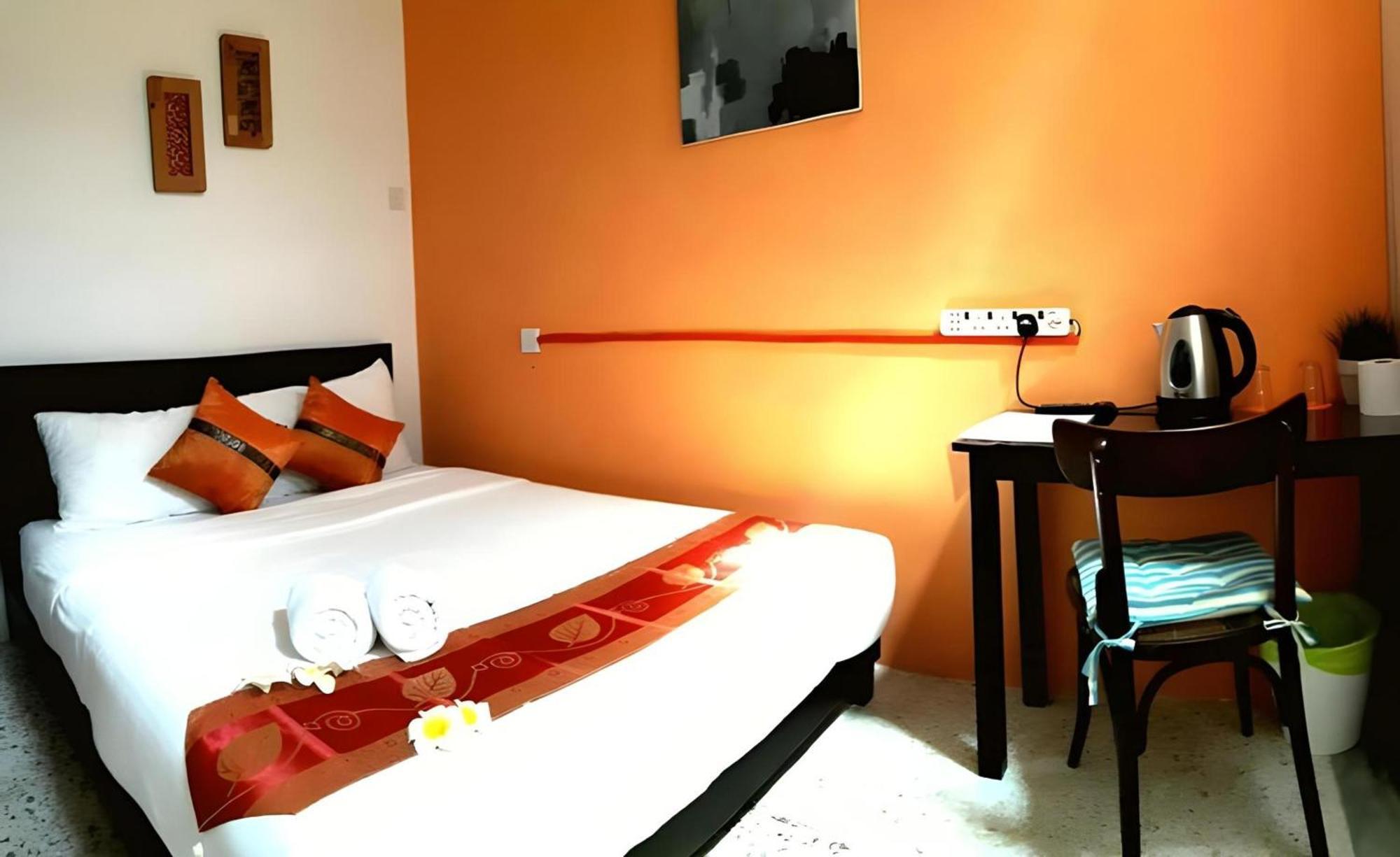 Oyo 91068 Elephant House Boutique Hotel George Town Exterior foto